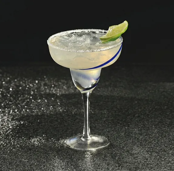 Margarita preparada con concentrado de fruta